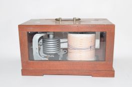 PRESSURE MEASUREMENT GAUGE MADE IN THE DDR IN WOODEN BOX