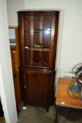 MAHOGANY EFFECT REPRODUCTION CORNER CABINET