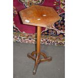 SMALL OCTAGONAL OCCASIONAL TABLE OR PLANT STAND, WIDTH APPROX 40CM MAX