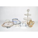 QUANTITY OF CERAMIC ITEMS INCLUDING BLUE AND WHITE BOWL, CAKE STAND WITH 3 TIERS AND ORIENTAL TEA