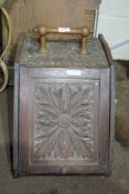 CARVED WOODEN COAL SCUTTLE, WIDTH APPROX 33CM