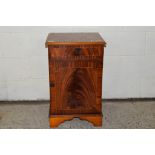 SMALL REPRODUCTION HI-FI CABINET WITH STRUNG AND CROSS-BANDED DECORATION, WIDTH APPROX 45CM