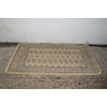 SMALL GEOMETRIC DESIGN RUG, WIDTH APPROX 80CM