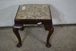 19TH CENTURY SMALL DRESSING TABLE STOOL, RAISED ON CABRIOLE LEGS WITH NEEDLEPOINT UPHOLSTERY,