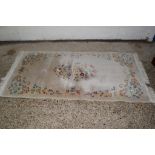 FLORAL DECORATED WOOL RUG, APPROX 180 X 90CM