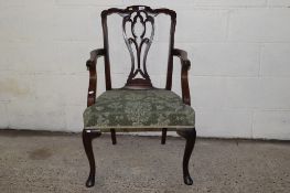 19TH CENTURY MAHOGANY CARVER CHAIR, WIDTH APPROX 60CM MAX