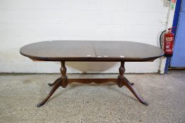 REPRODUCTION OVAL EXTENDING DINING TABLE