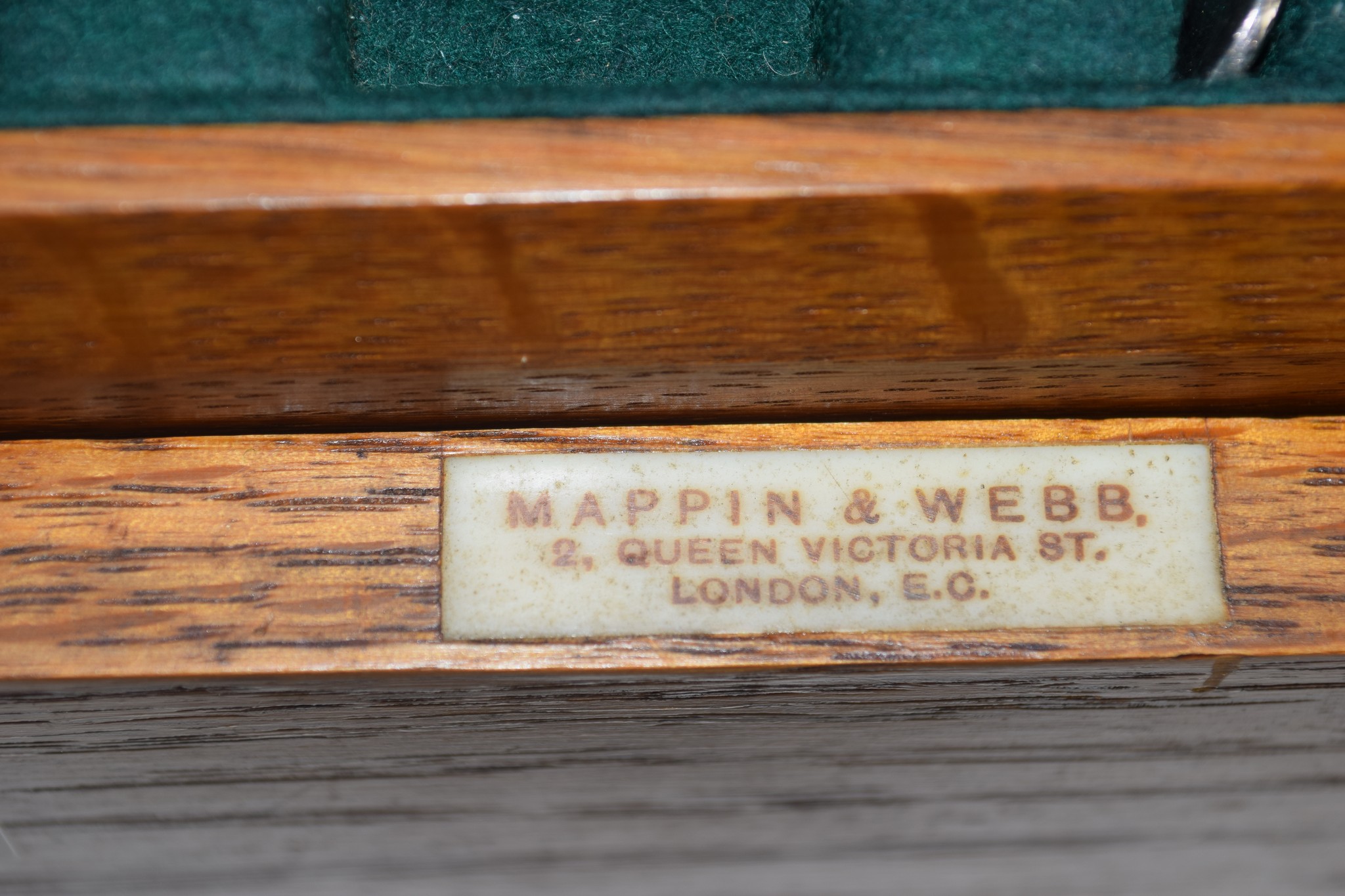 BOX CONTAINING CUTLERY MAINLY BY MAPPIN & WEBB - Image 2 of 2