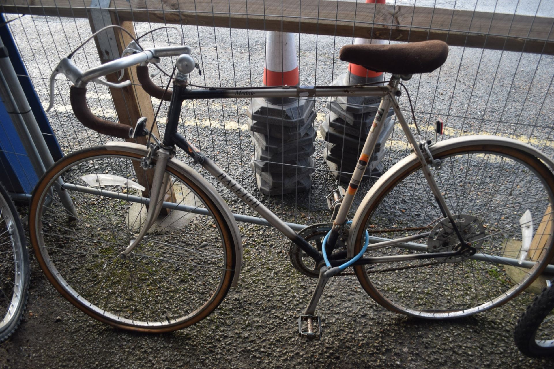 RALEIGH MEDALE GENTS RACING BICYCLE