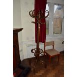 Early 20th century stained beech, bentwood hat/coat/umbrella stand (urn finial)