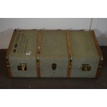 VINTAGE TRAVELLING TRUNK, LENGTH APPROX 90CM