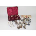 BOX CONTAINING SILVER PLATED SPOONS, TOGETHER WITH A BOXED SET OF SILVER TEA SPOONS WITH AN ART DECO