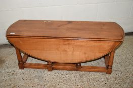 LOW JOINTED OVAL COFFEE TABLE, LENGTH APPROX 108CM