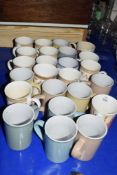 CERAMIC MUGS