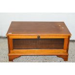 REPRODUCTION GLASS FRONTED TV STAND, LENGTH APPROX 81CM