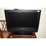 LG 28" FLAT SCREEN TV WITH REMOTE