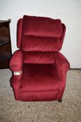 UPHOLSTERED ELECTRIC RECLINER CHAIR, WIDTH APPROX 80CM