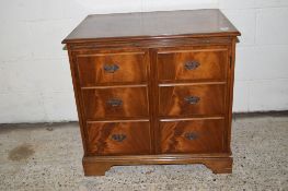 REPRODUCTION ENTERTAINMENT CABINET STYLED AS A CHEST OF DRAWERS, WIDTH APPROX 77CM