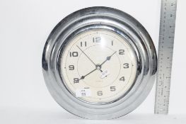 QUARTZ CLOCK IN CHROME MOUNT