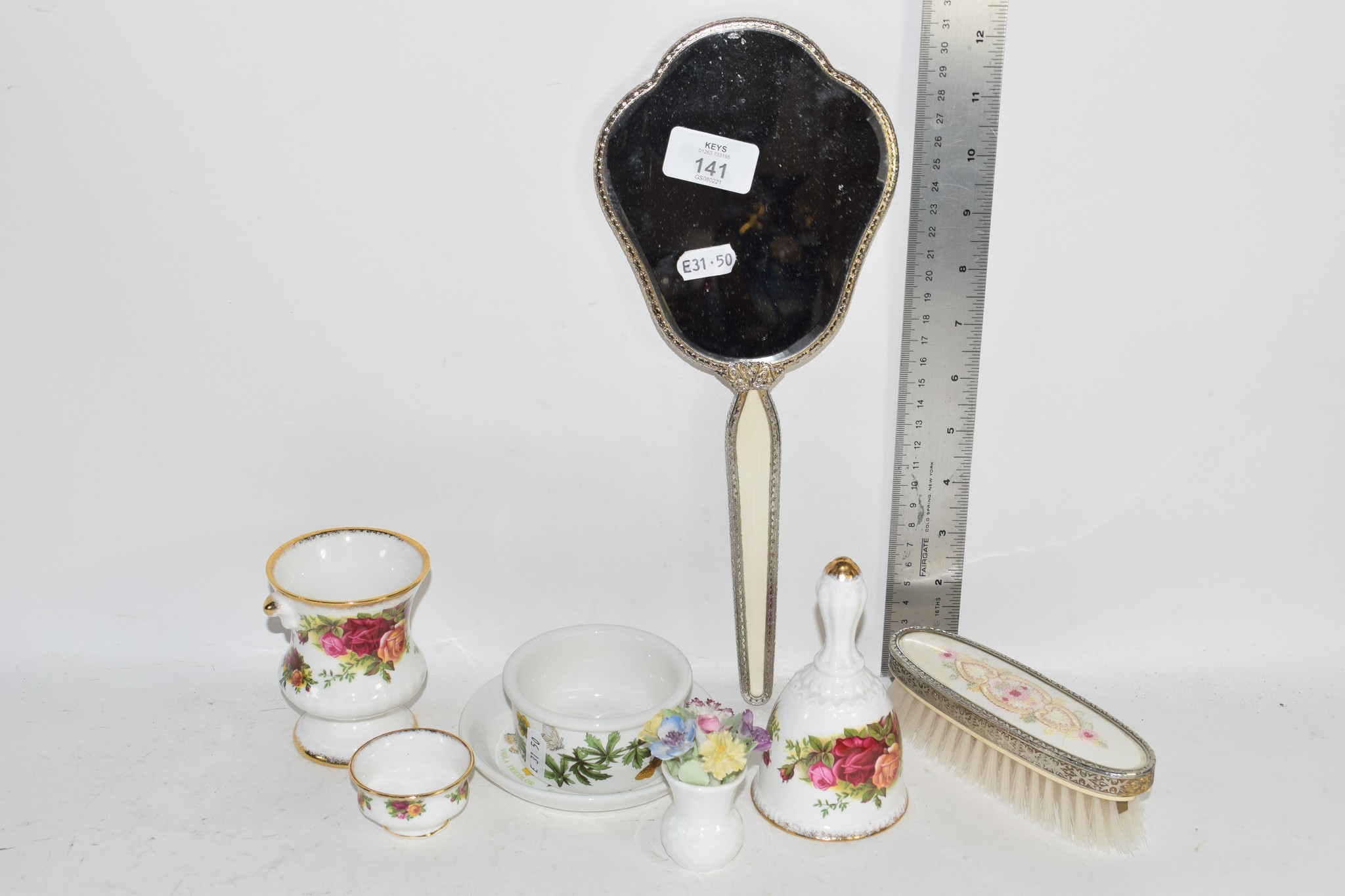 CERAMIC ITEMS INCLUDING SMALL OLD COUNTRY ROSES ROYAL ALBERT VASE AND A BELL AND SMALL MIRROR