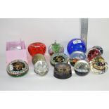 PAPERWEIGHTS INCLUDING TWO MURANO EXAMPLES WITH SIGNS OF THE ZODIAC, AND GUERNSEY ISLAND STUDIO