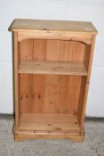 SMALL PINE LOW SHELF UNIT, WIDTH APPROX 49CM