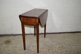 EARLY 20TH CENTURY MAHOGANY FOLDING TABLE WITH CROSS BANDED AND STRUNG DECORATION THROUGHOUT,