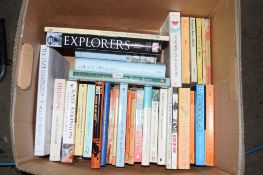 BOX OF MIXED PAPERBACK BOOKS INCLUDING FICTION, HISTORY ETC