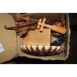 BOX CONTAINING VARIOUS TREEN INCLUDING CORKSCREW ETC