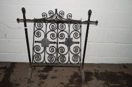 VINTAGE WROUGHT IRON FIRE SCREEN WITH FOLDING PANEL, WIDTH APPROX 81CM