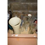 BOX CONTAINING MIXED HOUSEHOLD GLASS WARE, VASES ETC