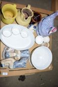 BOX CONTAINING VARIOUS HOUSEHOLD CHINA WARES INCLUDING ROYAL WORCESTER RAMEKINS, CHICKEN EGG CROCK