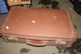 VINTAGE LEATHER SUITCASE