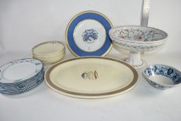 VARIOUS CERAMICS INCLUDING HAND DECORATED PORTUGUESE FRUIT BOWL, WEDGWOOD ARMORIAL PLATE ETC
