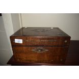 GOOD QUALITY JEWELLERY BOX CONTAINING FITTED WHITE METAL TOPPED BOTTLES, SILVER VESTA CASE ETC