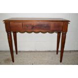 RECTANGULAR SIDE TABLE WITH MOULDED FRIEZE AND DRAWER BENEATH, APPROX 97CM X 38CM