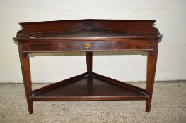 EARLY TO MID 19TH CENTURY CORNER WASH STAND, WIDTH MAX APPROX 124CM