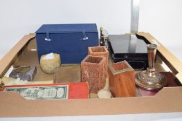 TRAY CONTAINING METAL ITEMS AND WOODEN CARVED VASES