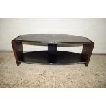 RETRO STYLE GLASS AND CHROME FINISHED TV STAND, LENGTH APPROX 110CM