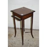 SMALL SQUARE OCCASIONAL TABLE (A/F), APPROX 33CM