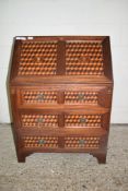 EARLY 20TH CENTURY MAHOGANY BUREAU, THE FALL FRONT DRAWERS BELOW ALL INLAID IN THE PARQUETRY