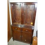 MAHOGANY FINISH REPRODUCTION CUPBOARD WITH DISPLAY CABINET OVER, WIDTH APPROX 89CM