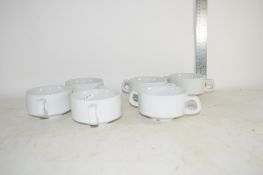 CERAMIC TWO-HANDLED DISHES