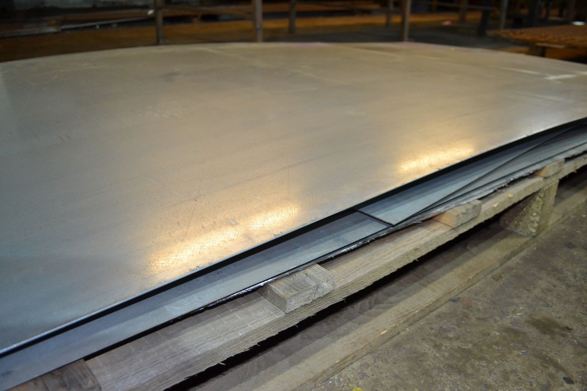 Pallet sheet metal - Image 2 of 2