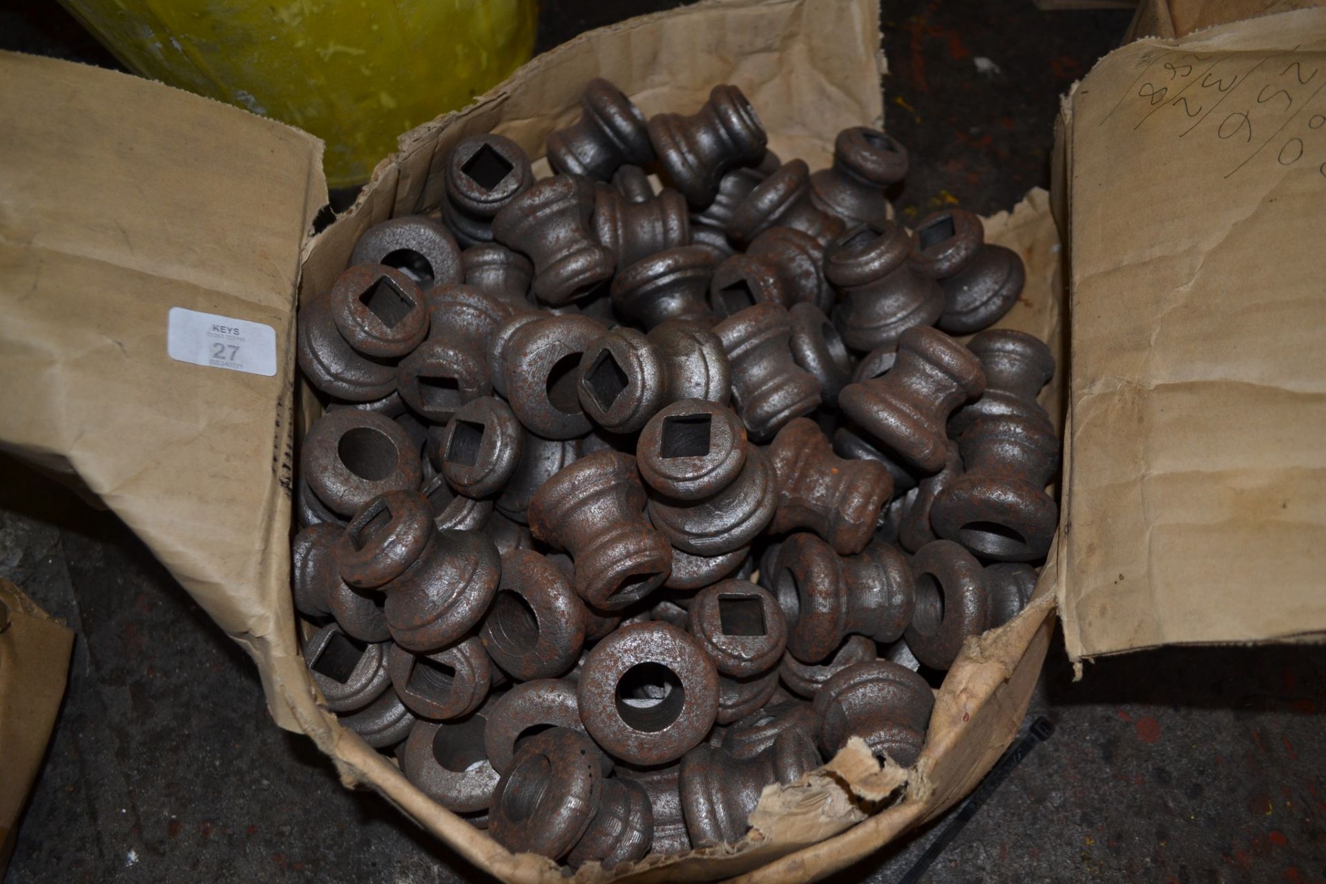 Box of metal castings 4.5cm