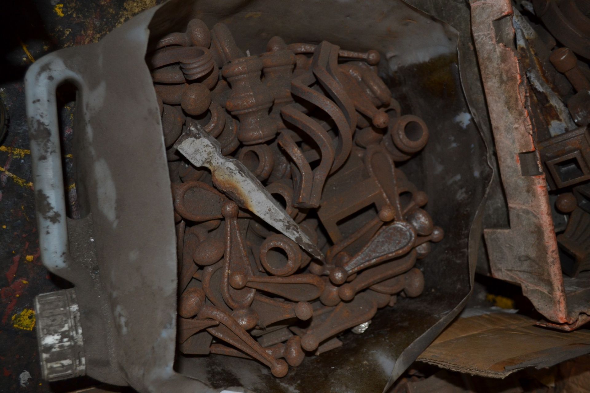 Tub metal castings