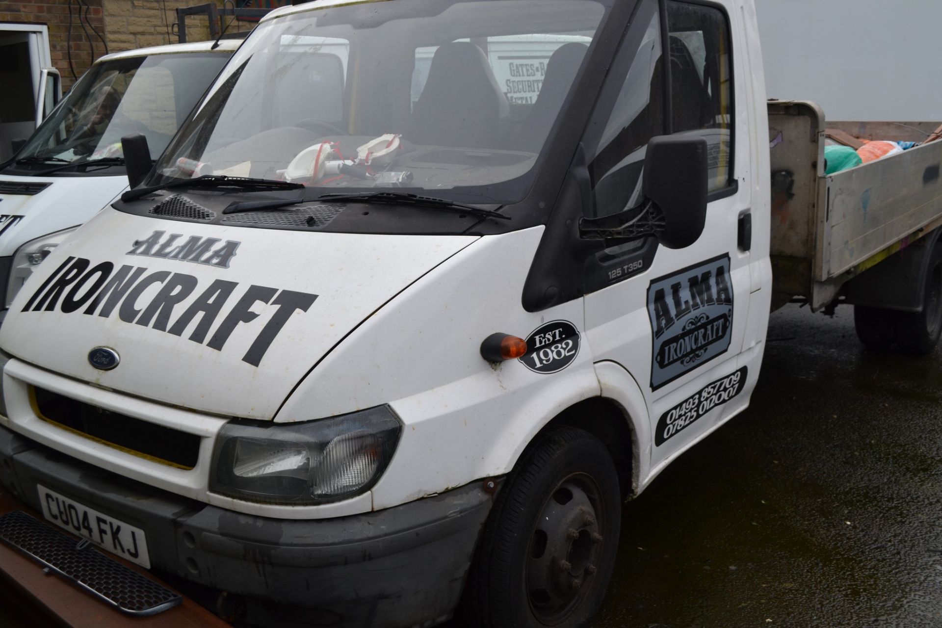 Ford Transit flat bed, mileage unknown, 1 key