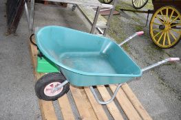 WHEELBARROW