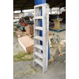 6 RUNG STEP LADDER