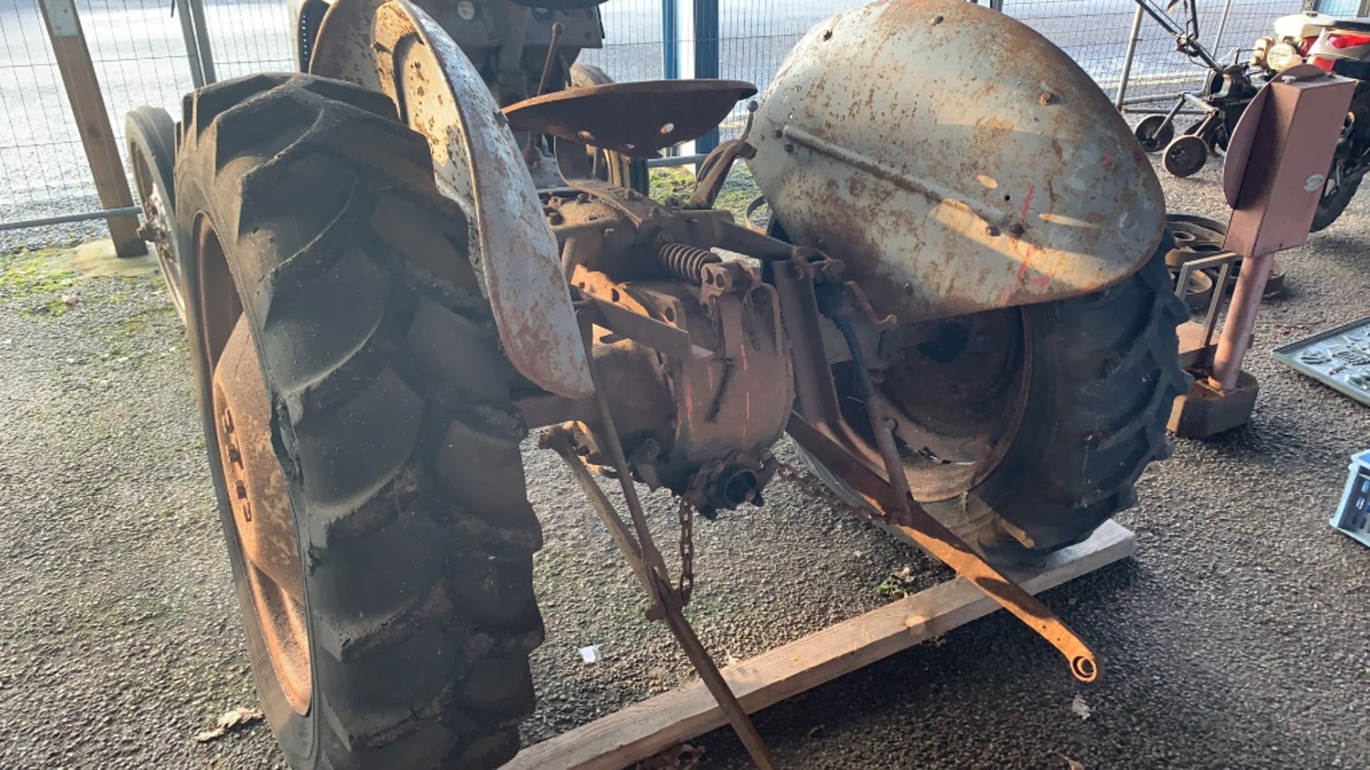 Ferguson Tractor, vineyard model, barn-find tractor - Image 8 of 15